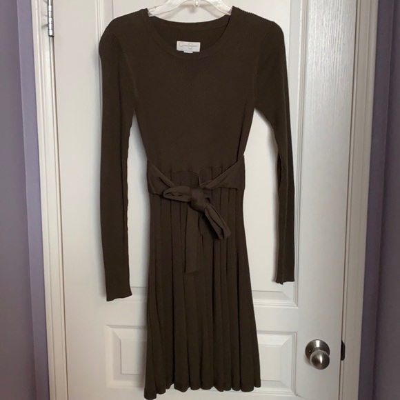 Jessica Simpson Dresses & Skirts - Jessica Simpson size S , olive color sweater dress